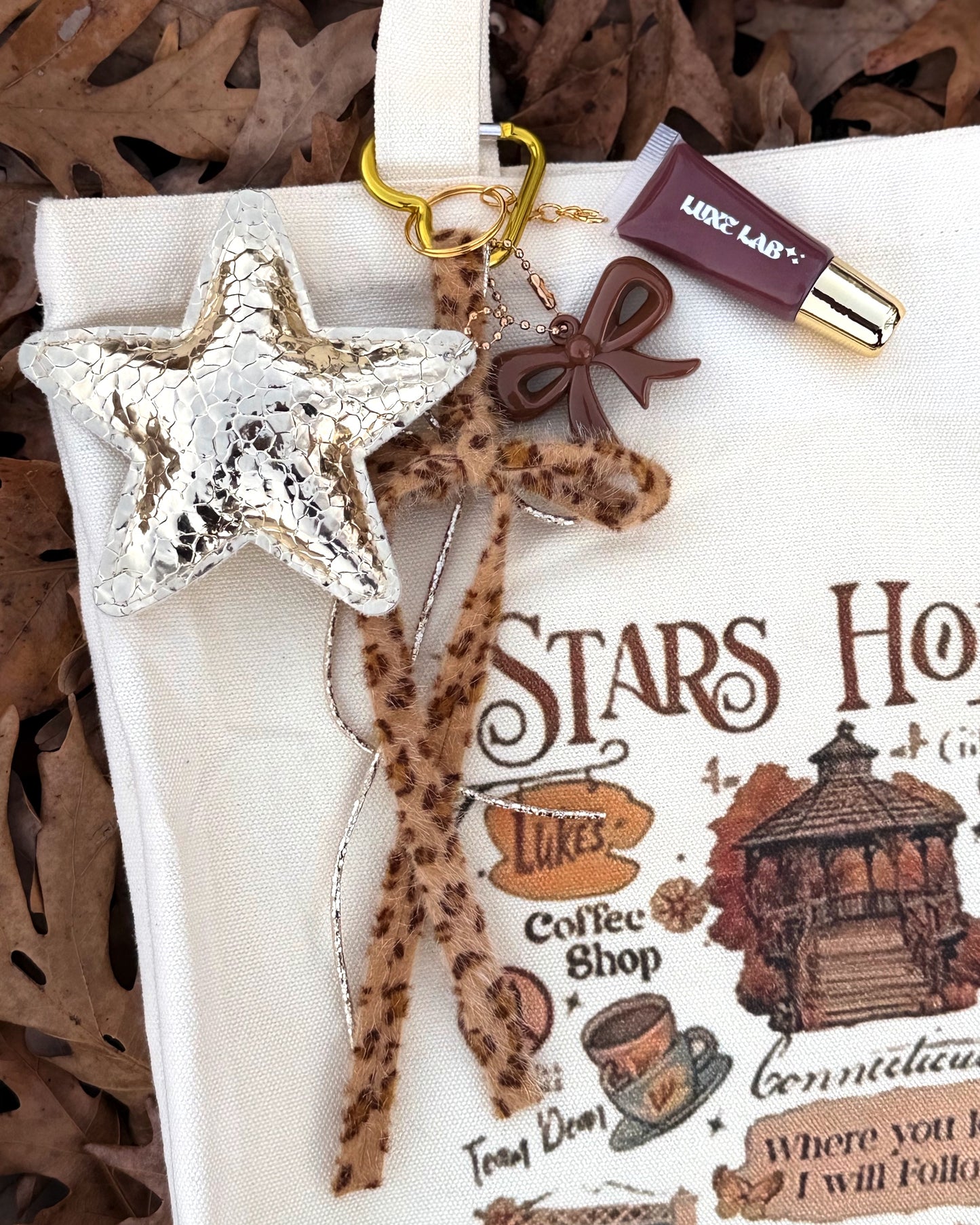 Stars Hollow Tote Bag + Charm + Gloss